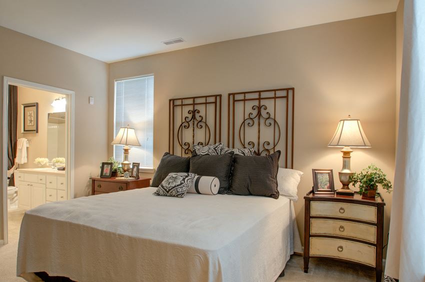 ReNew Glenmoore Apartments, 900 Selwyn Place, Glenmoore, PA RentCafe